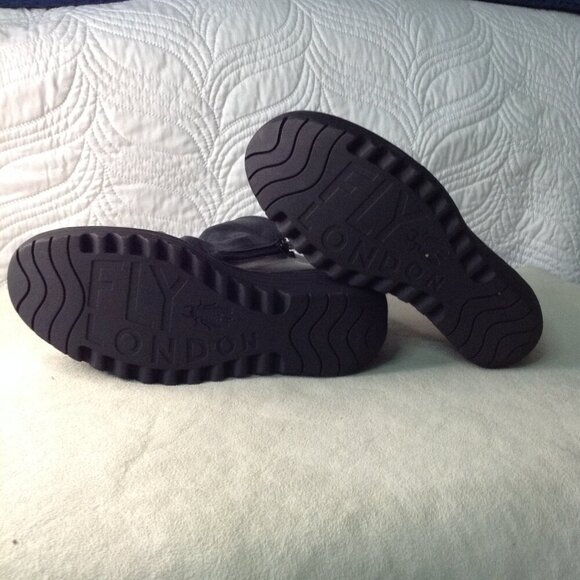 Fly London Silver/Black Platform Ankle Boots, Trending, Goth, Steampunk, "8.5" - Picture 5 of 8